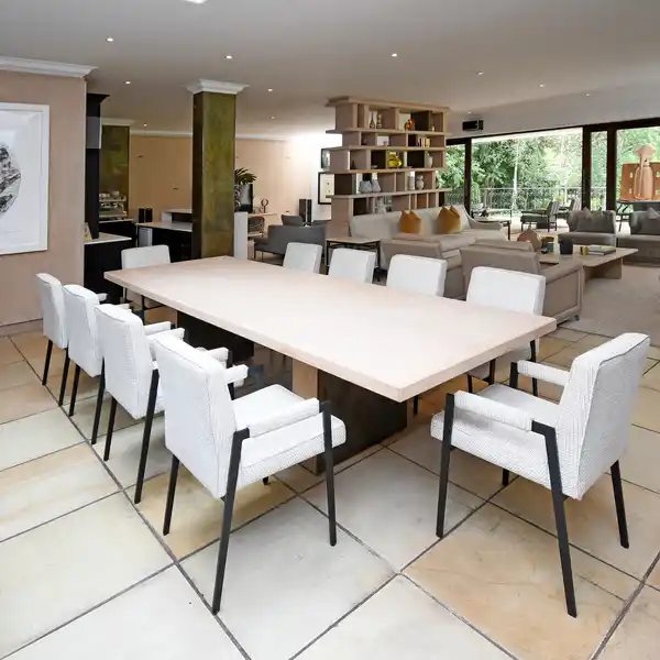 MAGNIFICENT LIFESTYLE FIT FOR ROYALTY