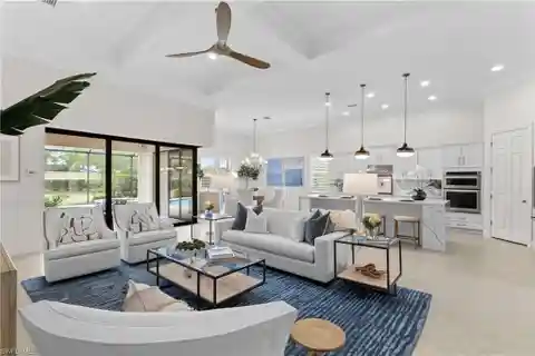 Light-filled Home in an Exceptional Lakefront Community