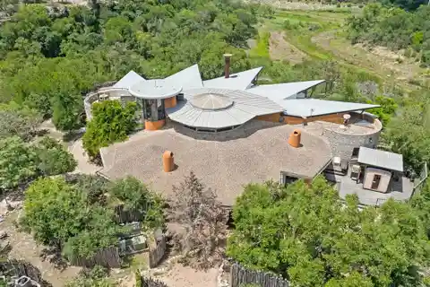 Architecturally Significant Compound in Spicewood