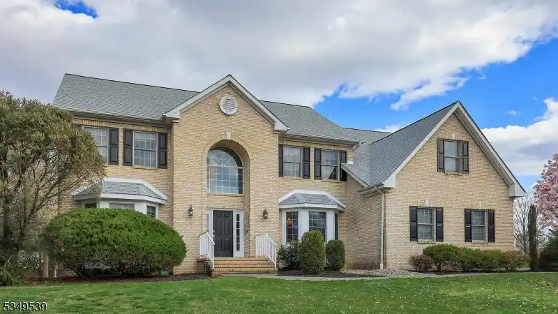 Luxury Home in Greenwood Meadows