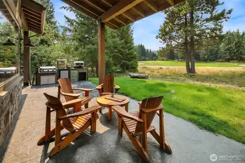 Craftsman-Style Home with Golf Course Views