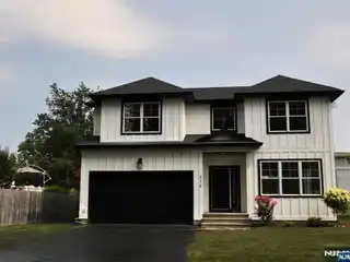 Beautiful New Construction in the Heart of Northvale