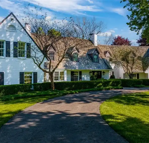 HEMLOCK HAVEN OFFERS SERENITY AND TRANQUILITY