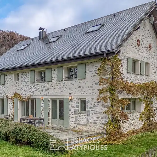 BEAUTIFUL RENOVATED FARMHOUSE