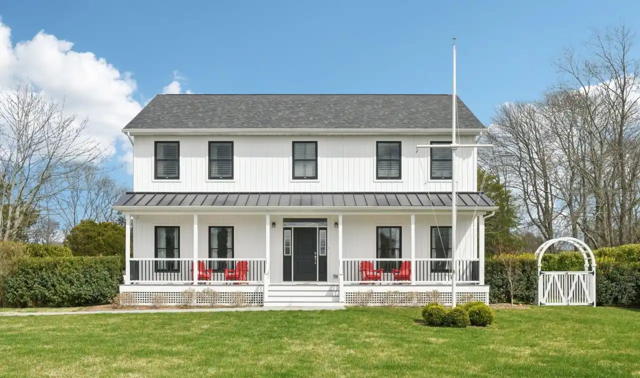 Beautifully Built Bright and Cheerful Home