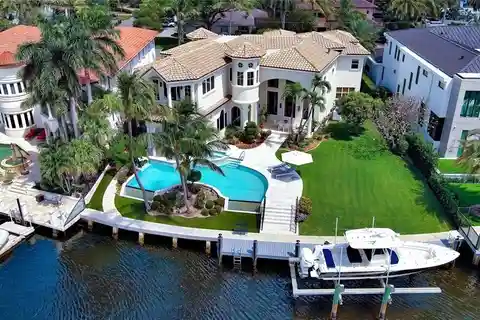Custom Deepwater Estate in Lighthouse Point