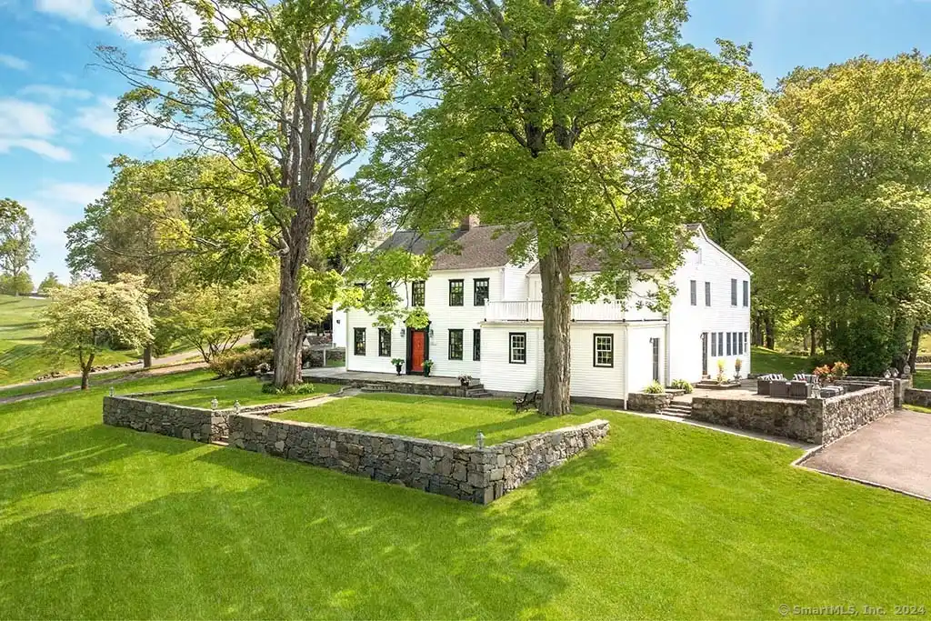 Lovely 1700s Estate for Rent