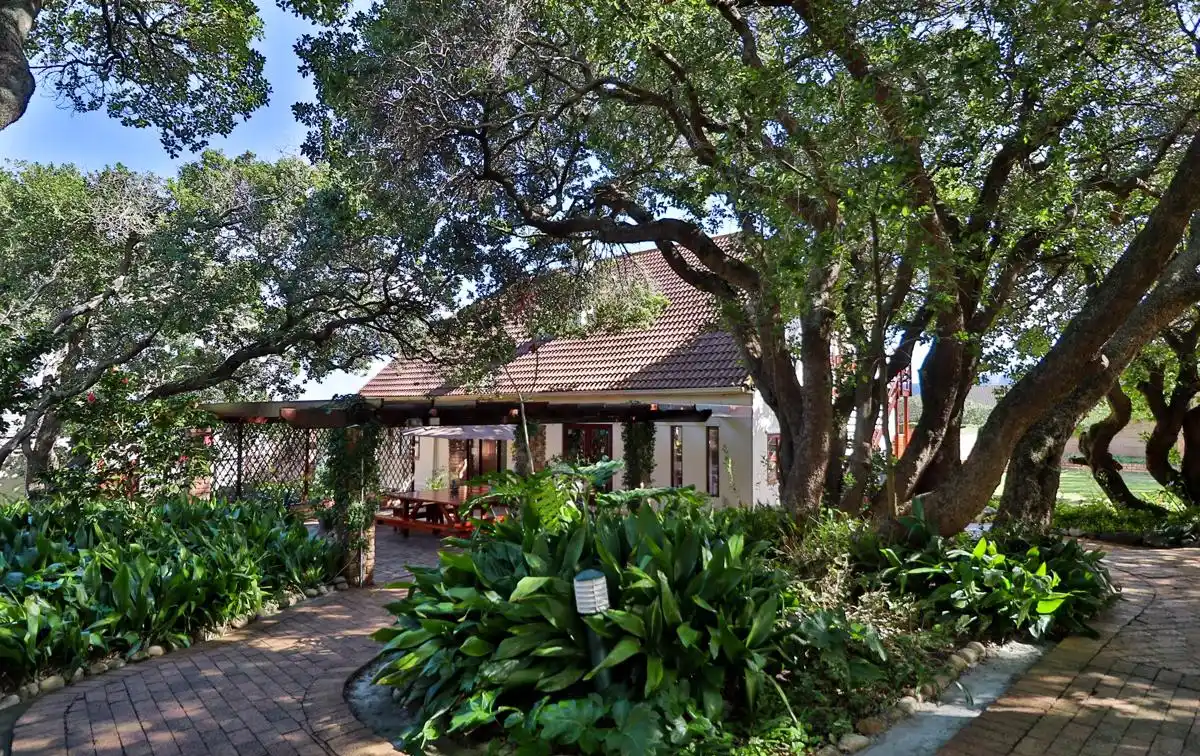 10 Bedroom Home in Beautiful Hermanus
