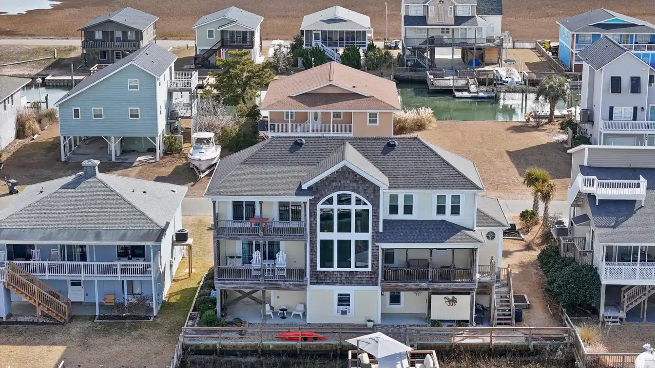 Meticulously Cared for Canal-front Home