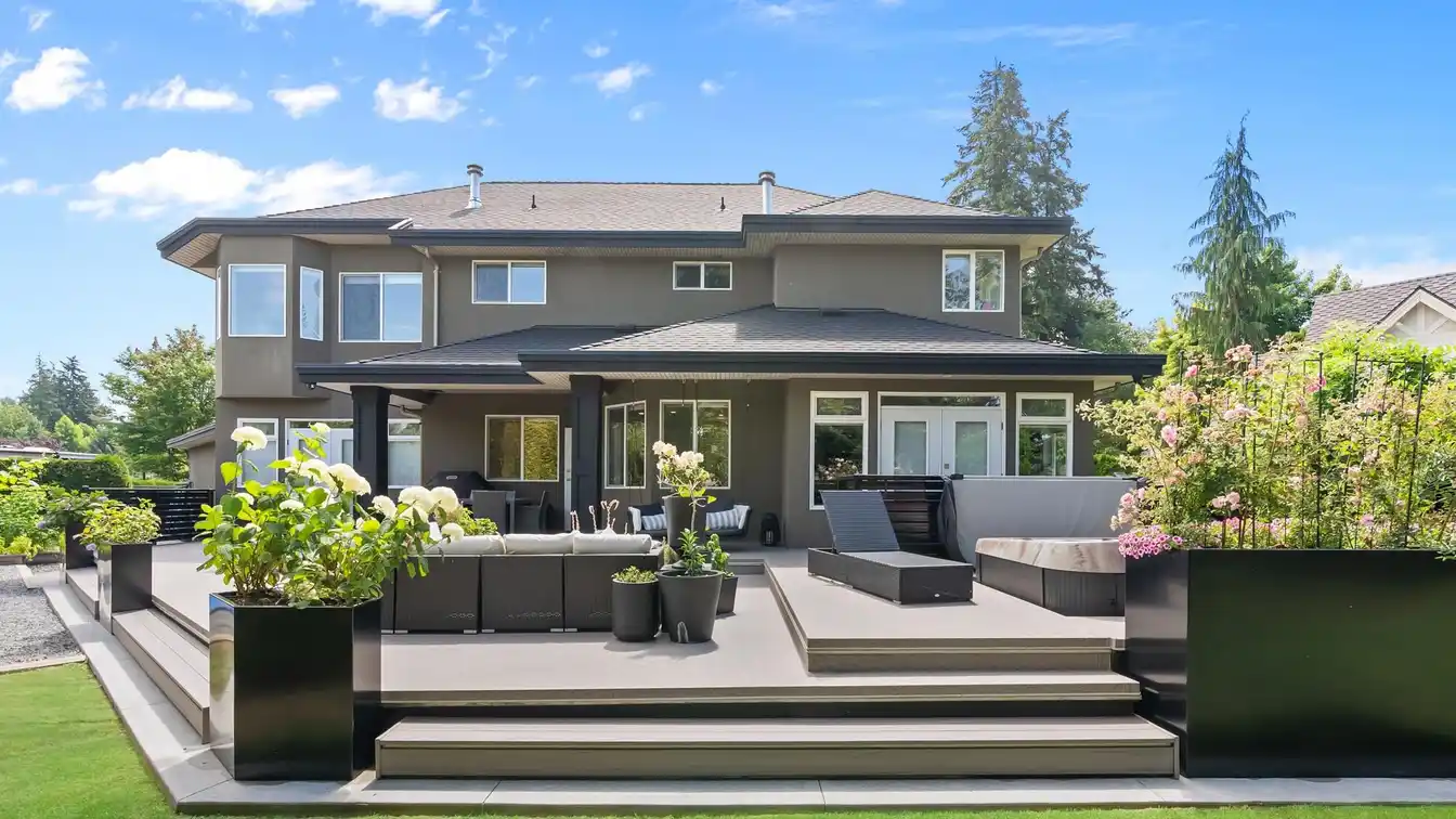 Elegant Home on a Chantrell Park Cul-de-sac