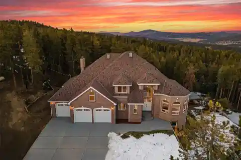 Private Mountain Oasis