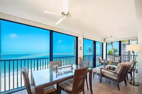 Beachfront End Unit with Sweeping Gulf Views