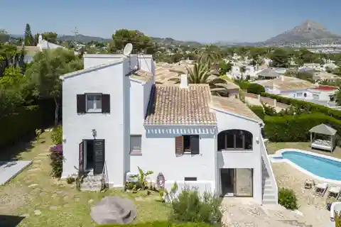 Elegant Villa in an Exclusive Location