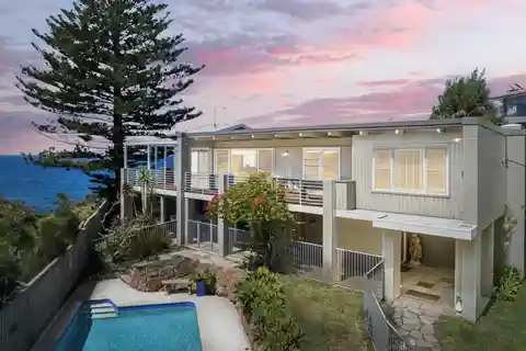 Stately Residence with Iconic Vistas