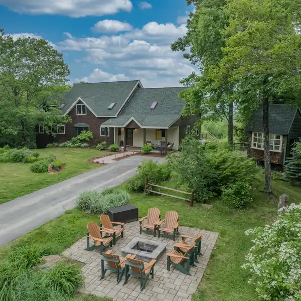 MOUNTAIN RETREAT