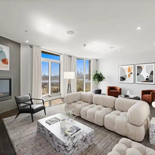 ONE-OF-A-KIND LUXURY TOWNHOUSE