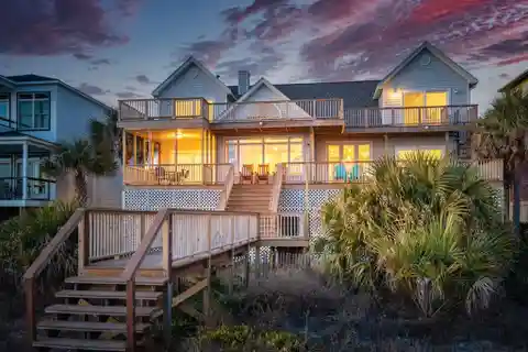 Amazing Oceanfront Property