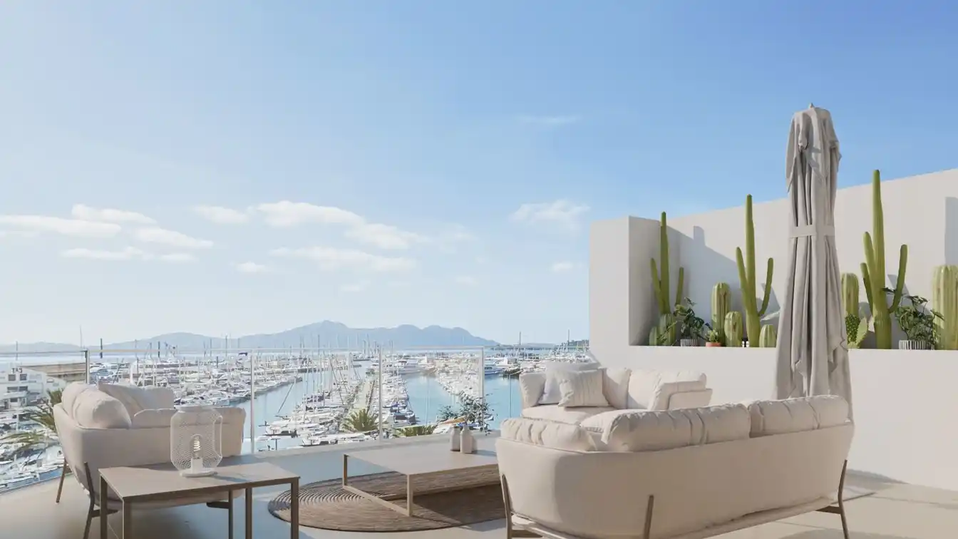 Modern Penthouse with Fantastic Sea and Harbor Views