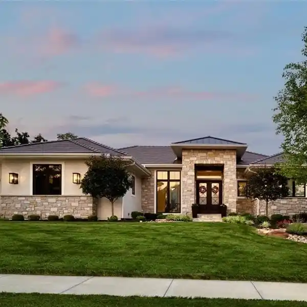 ARCHITECTURE MEETS OASIS