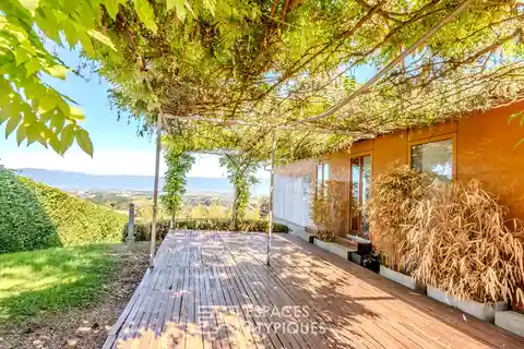 Unique Open-Plan Home with Exceptional Panorama