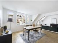 METICULOUSLY RENOVATED THIRD FLOOR APARTMENT