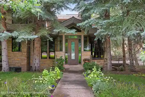 Remarkable West End Duplex