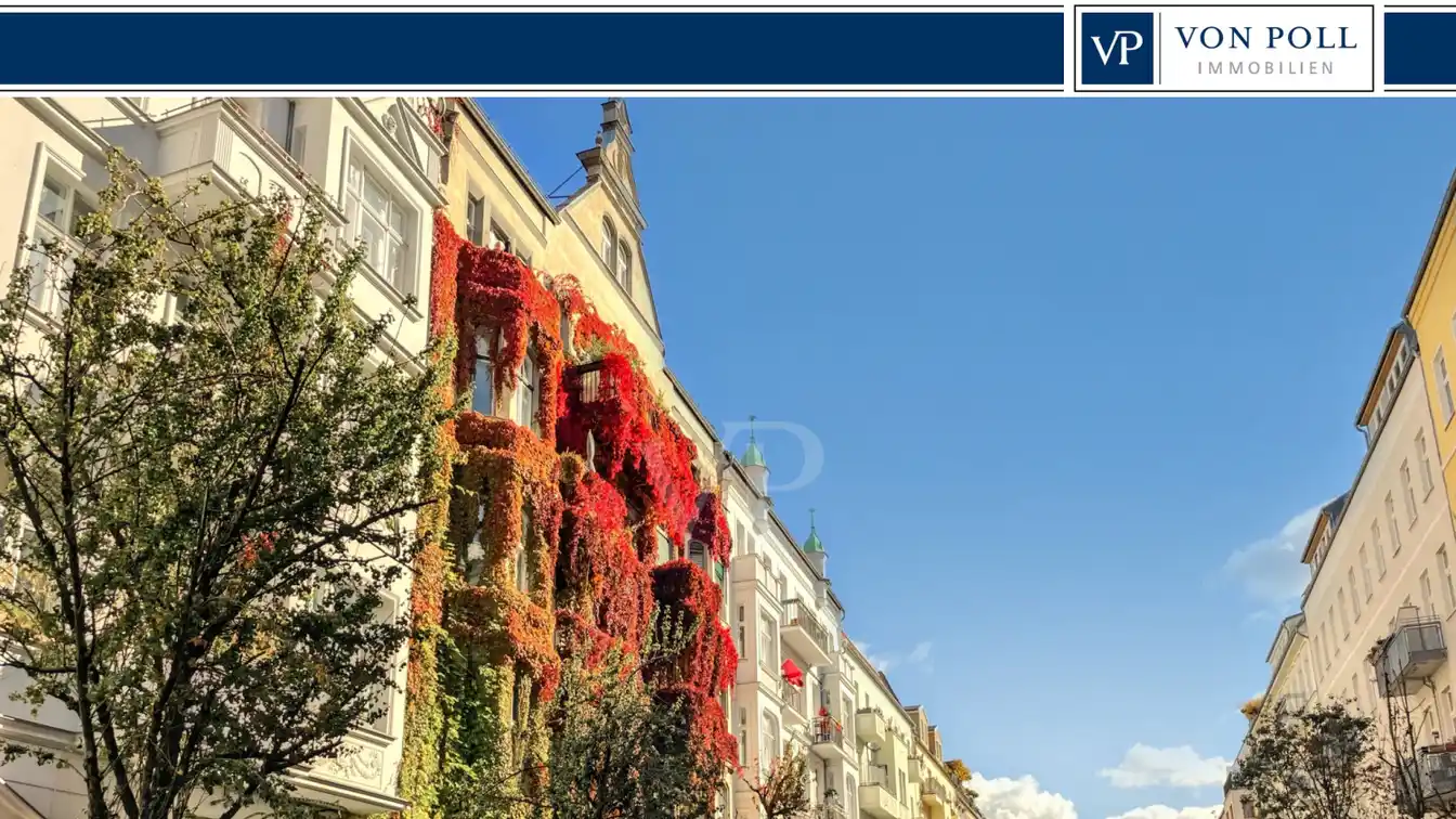 High-quality 6-room Apartment in a Quiet Residential Street - Stylish and Modern Living