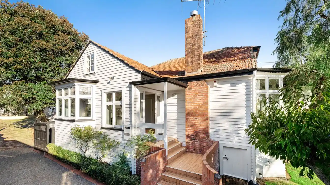 Beautifully Modernized Retreat