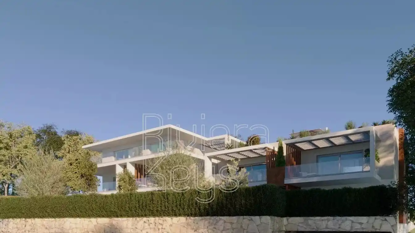 New Luxury Apartment with Sea View