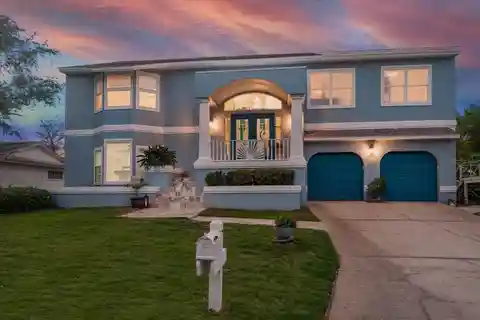 Modern Luxury with Relaxed Coastal Living