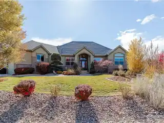 Spacious Niwot Home with Main-Level Primary & Sunroom