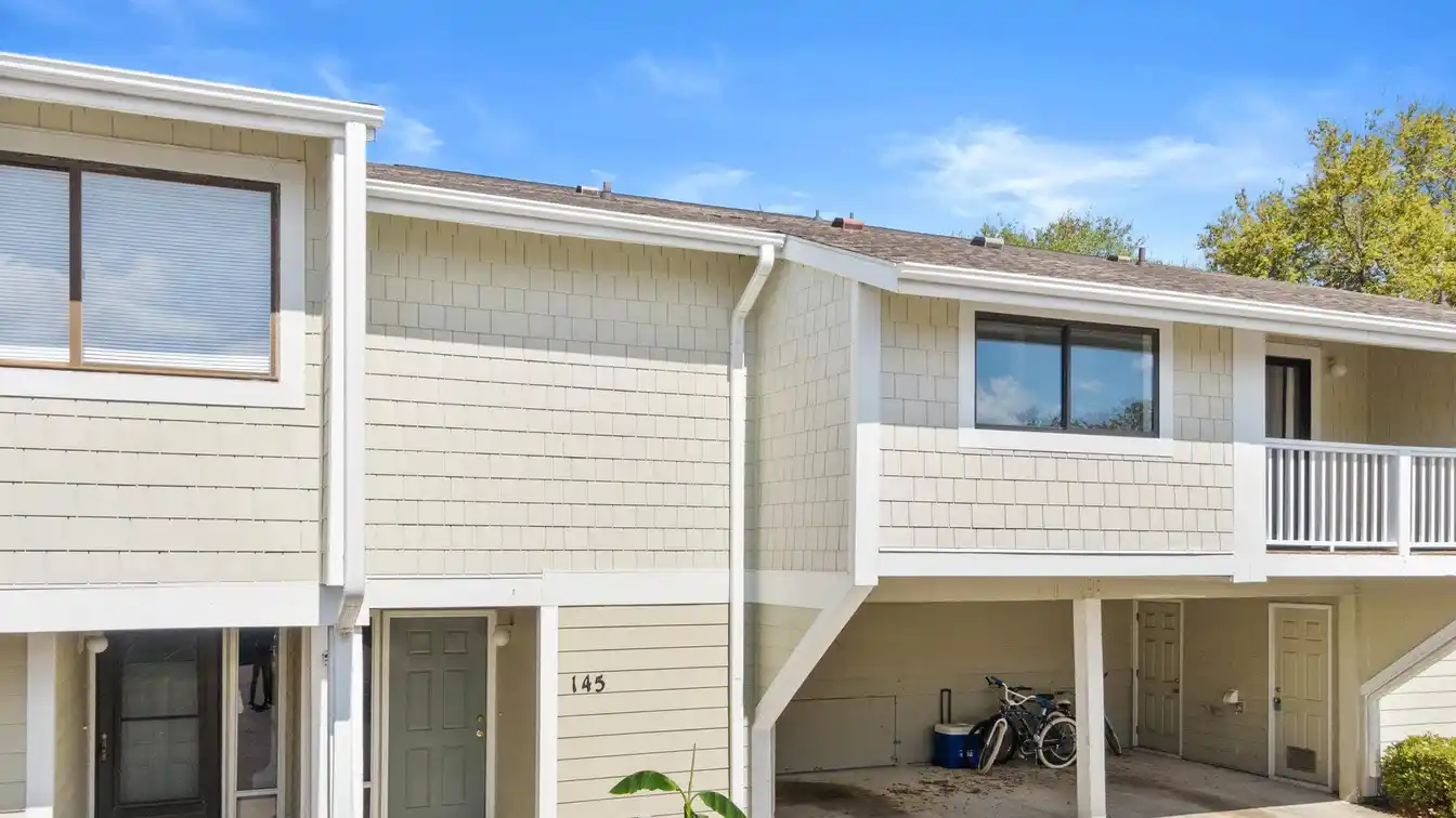 Nicely Updated Townhome