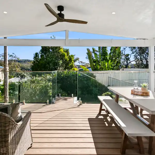 BEAUTIFUL RESIDENCE ON A TRANQUIL CUL-DE-SAC