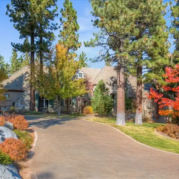 BEAUTIFULLY REMODELED MONTREUX ESTATE