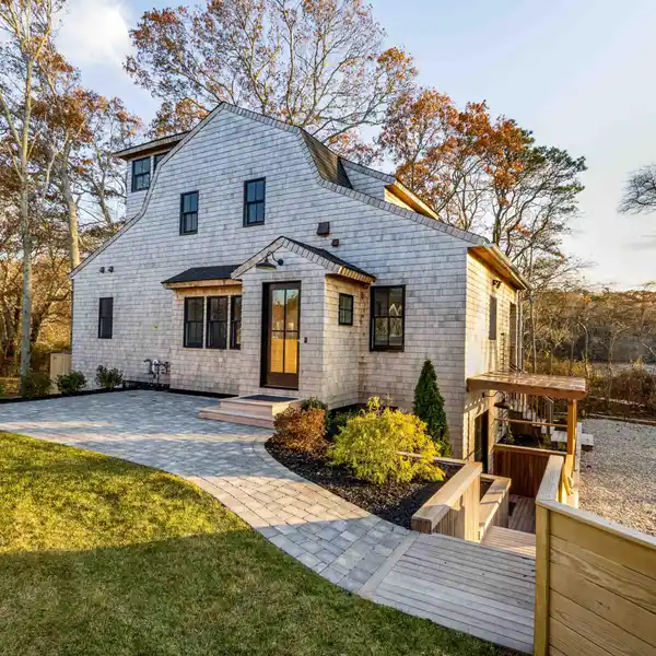 COASTAL RETREAT WITH PRIVATE WALKWAY AND WATER VIEWS