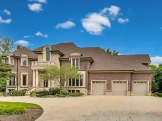 Extraordinary Riverwoods Estate