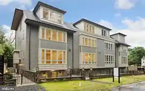 Elegant Townhomes with Private Courtyards and 2-car Garages