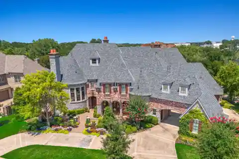 Exquisite Estate in Timarrons Chadwick Crossing