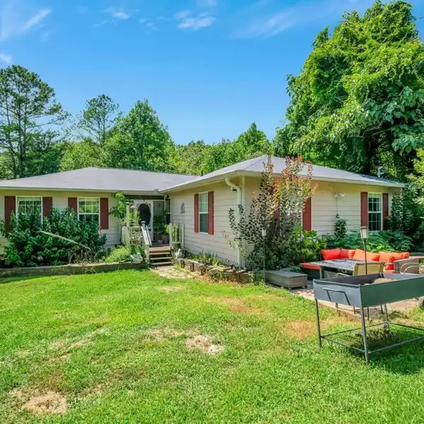 LOVELY PROPERTY OF NEARLY SIX ACRES
