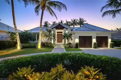 Gorgeous Open-Plan Gem