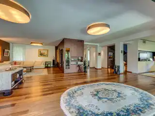 Luxury City House on a Prestigious Location