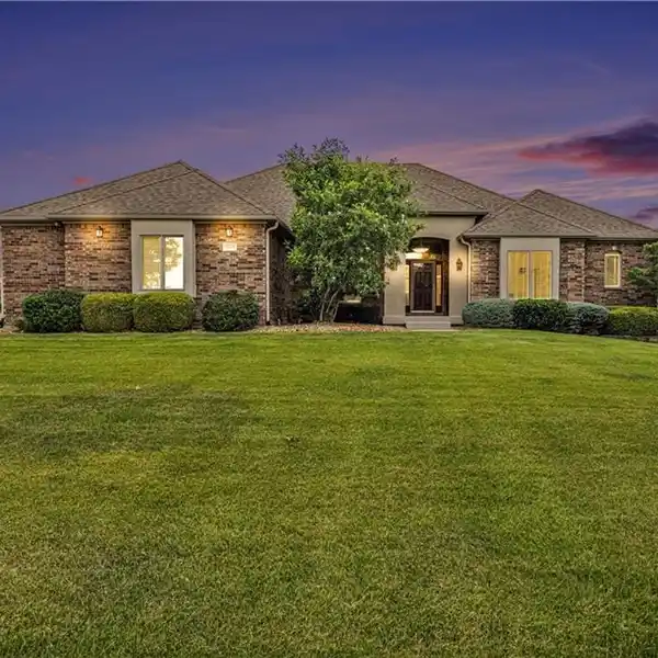 COMFORT AND FUNCTIONALITY ON TWO SERENE ACRES