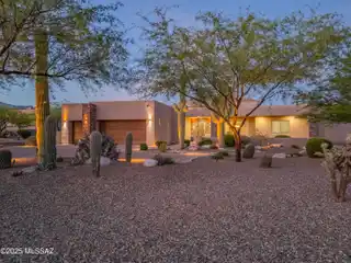 Luxury Living on 1.38 Acres