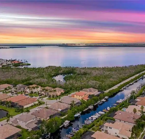 GULF-ACCESS WATERFRONT HOME IN SAVONA BAY