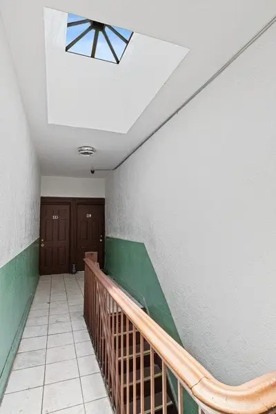 Small Image