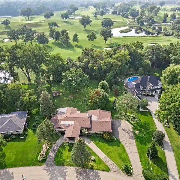 DESIGN YOUR PERFECT HOME ON A PREMIUM LOT