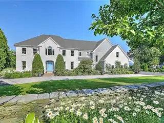 Waterfront Retreat on the Sakonnet River