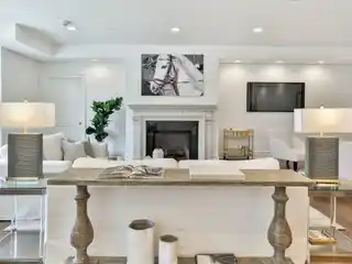 Spacious Luxury Condo in the Heathcote