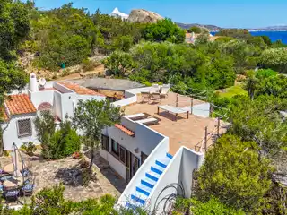 Timeless and Authentic Detached Villa