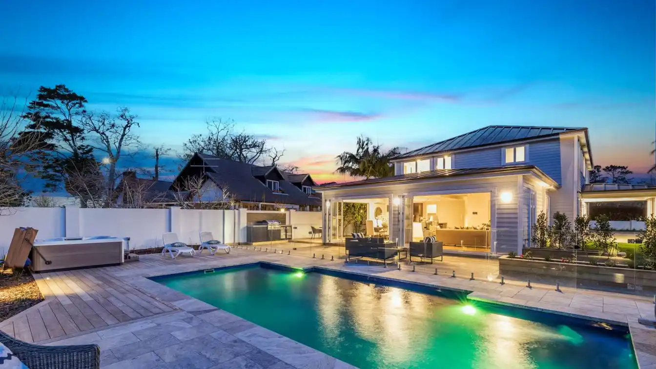 Magnificent Home at the End of a Prestigious Cul-de-sac